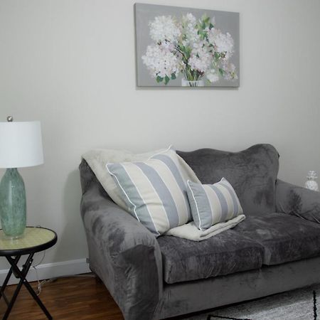Appartamento Cozy Getaway Everett Esterno foto