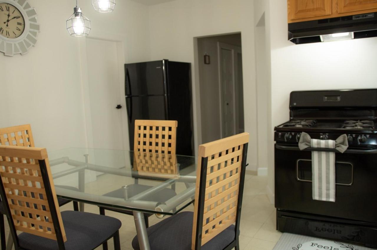 Appartamento Cozy Getaway Everett Esterno foto