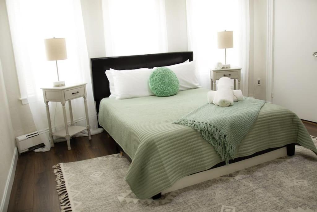 Appartamento Cozy Getaway Everett Esterno foto