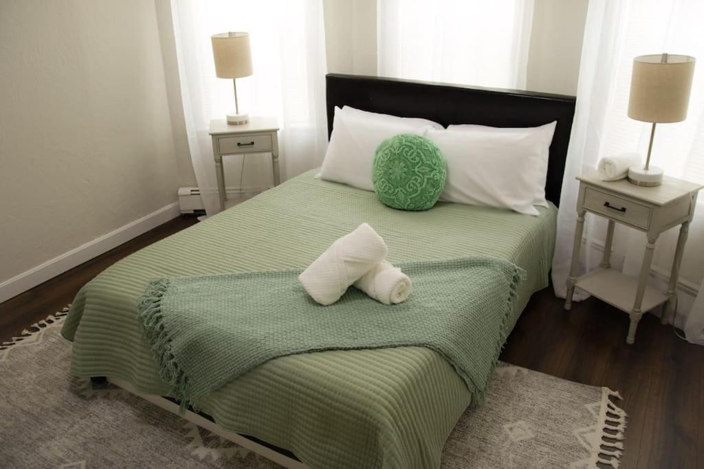 Appartamento Cozy Getaway Everett Esterno foto