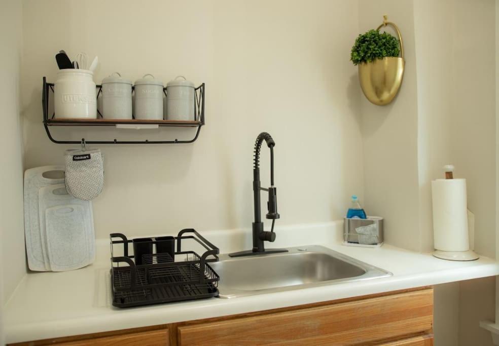 Appartamento Cozy Getaway Everett Esterno foto
